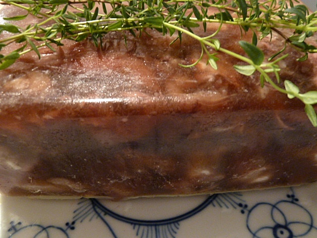 Die Sülze fertig und gestürzt
