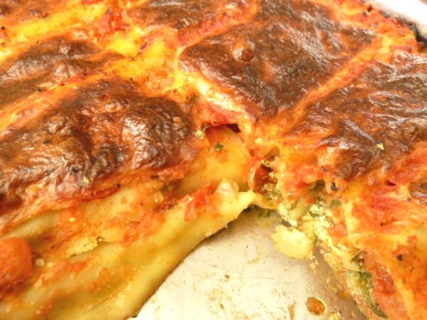 Cannelloni mit Spinat-Ricottafüllung und Tomatensugo
