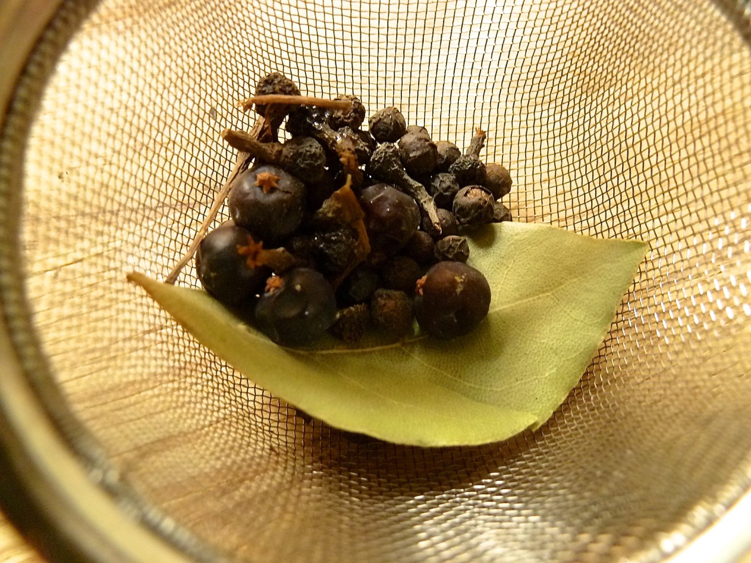 Yak-Gulasch mit Blaukraut