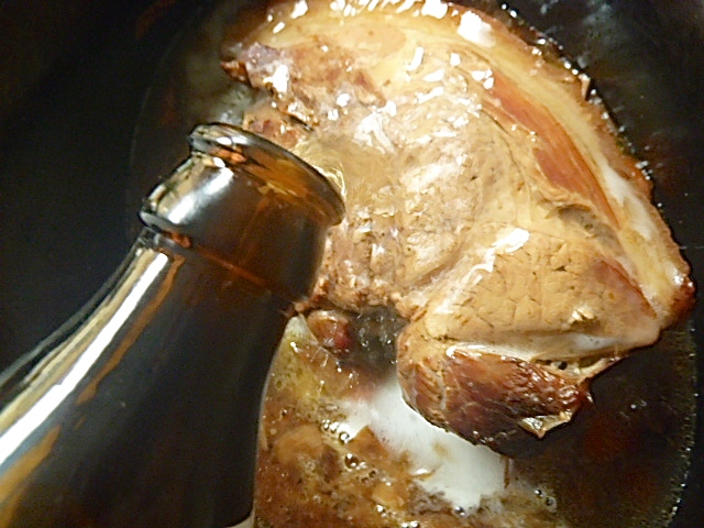 Schweinebraten mit Biersoße