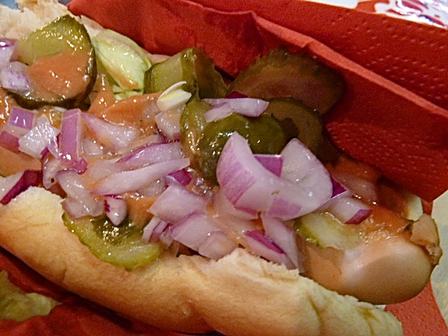 Hot Dog mit Wiener Würstchen