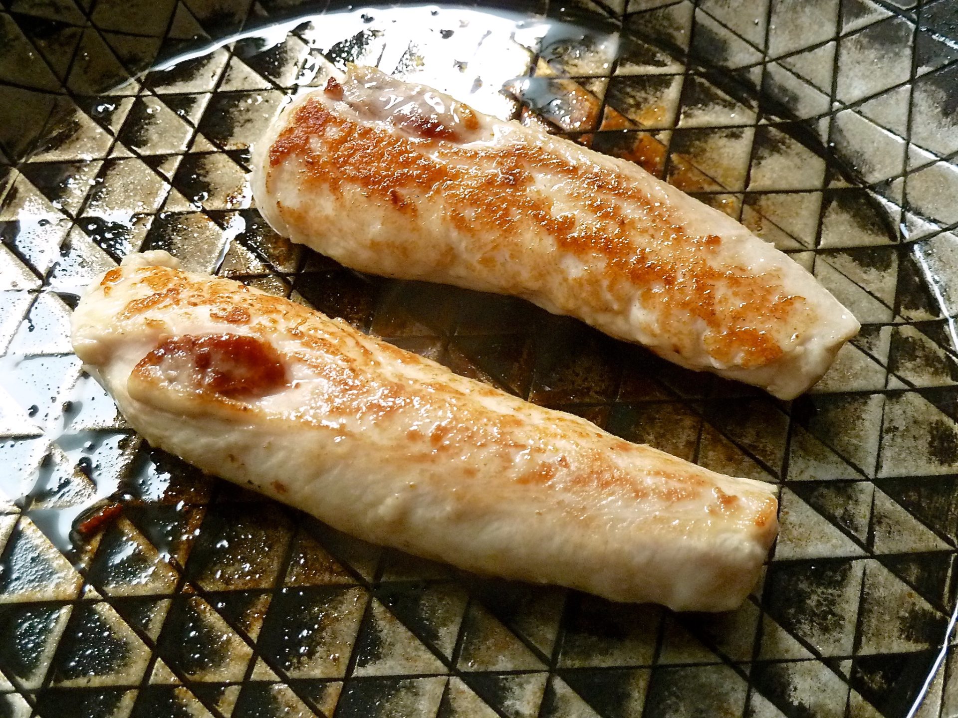 Linguine mit Asiasalat in Kaninchen-Safransud und gebratenen Kaninchenfilet