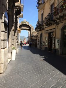 Porta Messina