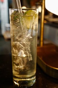 ein Wodka Soda zur Erfischung