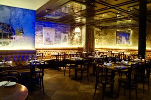 ins Restaurant