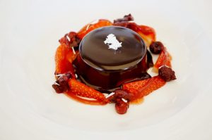 Schokoladen-Erdbeer-Dessert