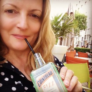 der Tagesgewinn, ein Cocktail auf der Terasse des Hotel Mercure Paris Montmartre Sacre Coeur