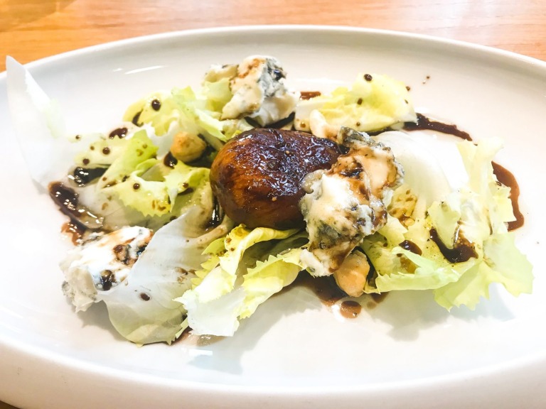 Endivien, Gorgonzola und Feige