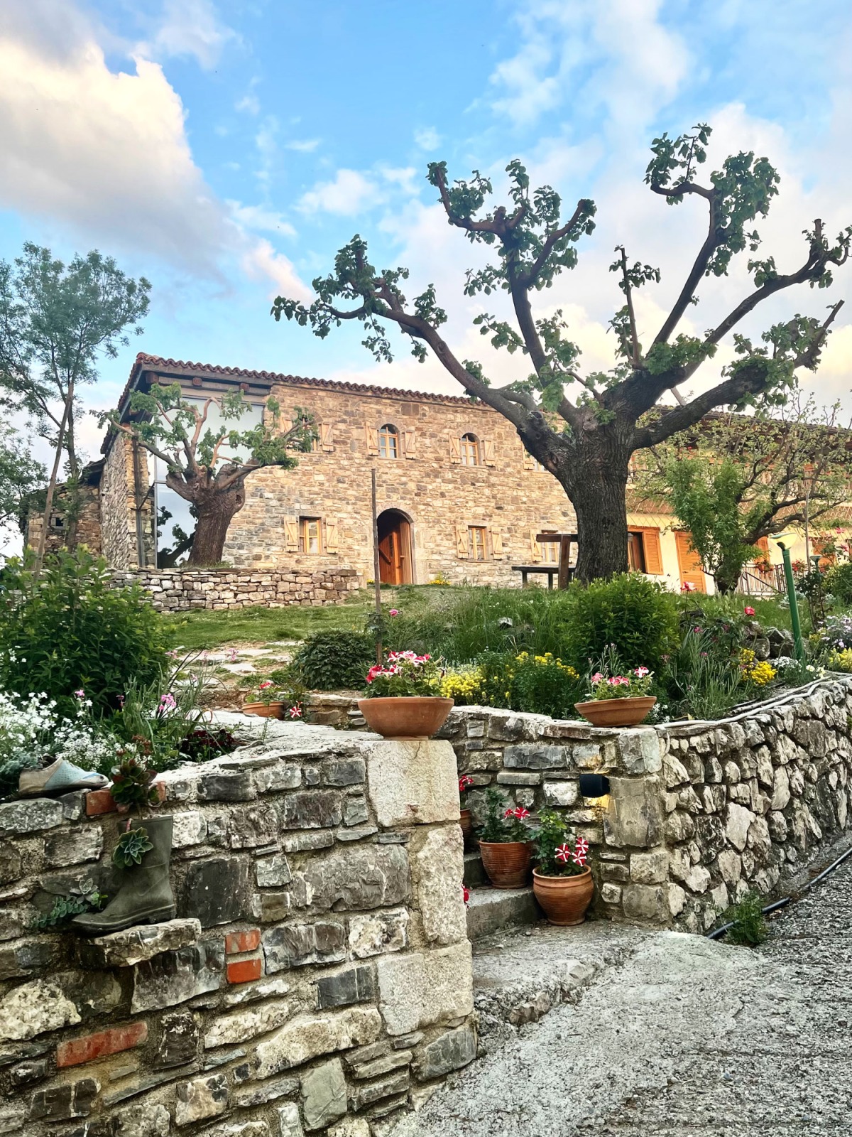 Von Durrës nach nach Fishtë – Agriturismo Mrizi i Zanave