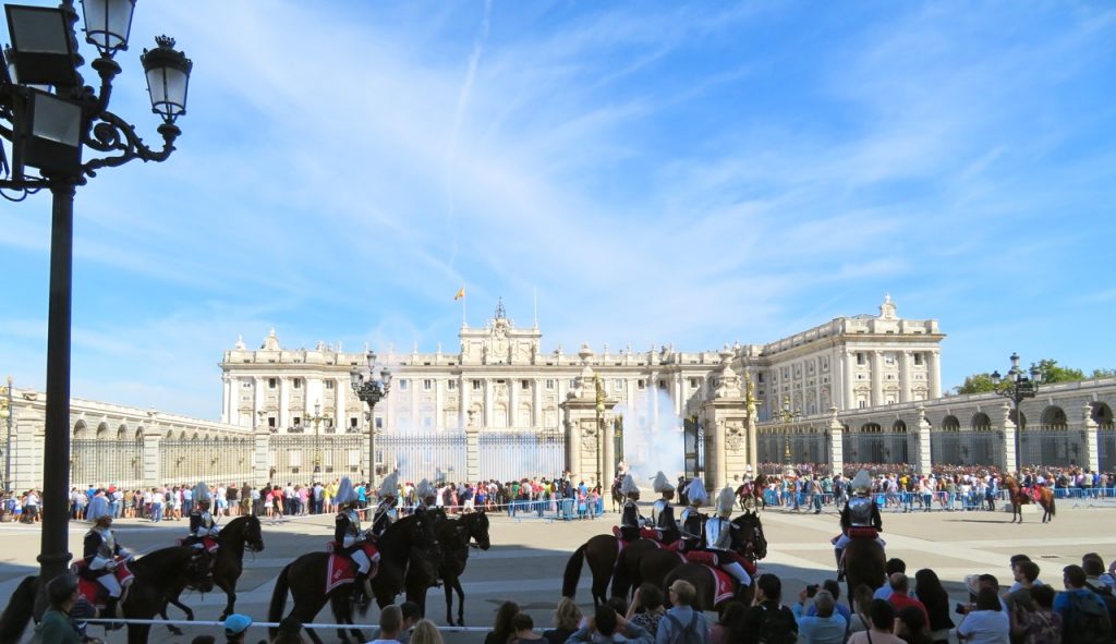 Kungliga slottet i Madrid. Natur och kultur möts. 
