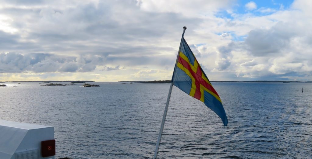  Ålands hav, vacker höstskärgård på våg mot Mariehamn