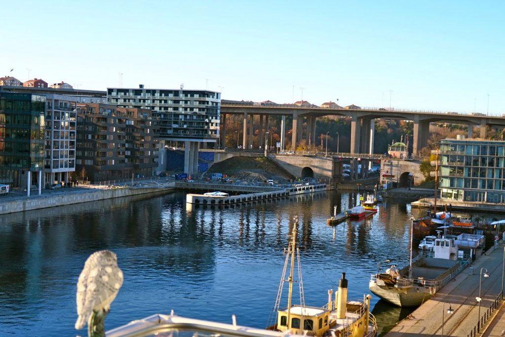 Att se och uppleva utsikten mot Hammarbykanalen är en sann glädje under alla årstider. 