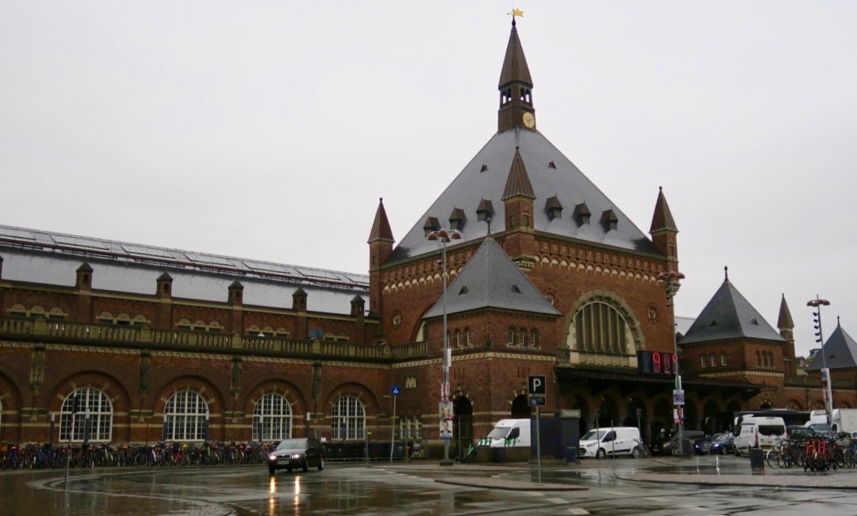 Hovedbanegården i Köpenhamn. Köpenhamns huvudstation för tåg. 