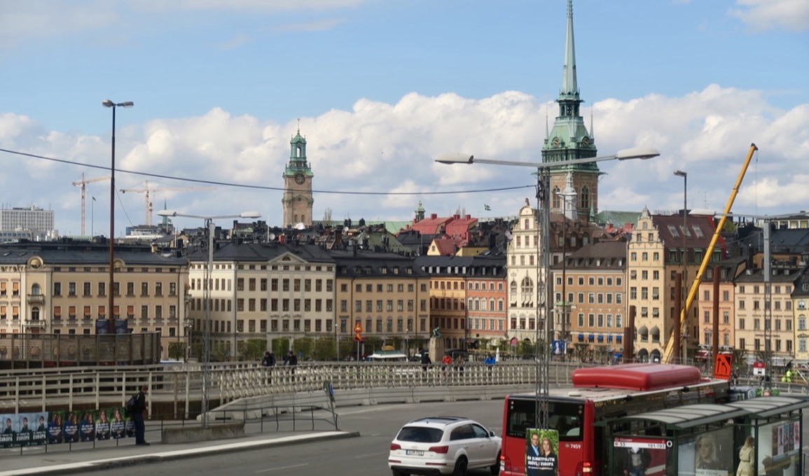 Vi från Stadsmuseet ner mot Gamla stan. Ett verkligt stycke Stockholmshistoria för det var här Stockholm grundades på 1200-talet.