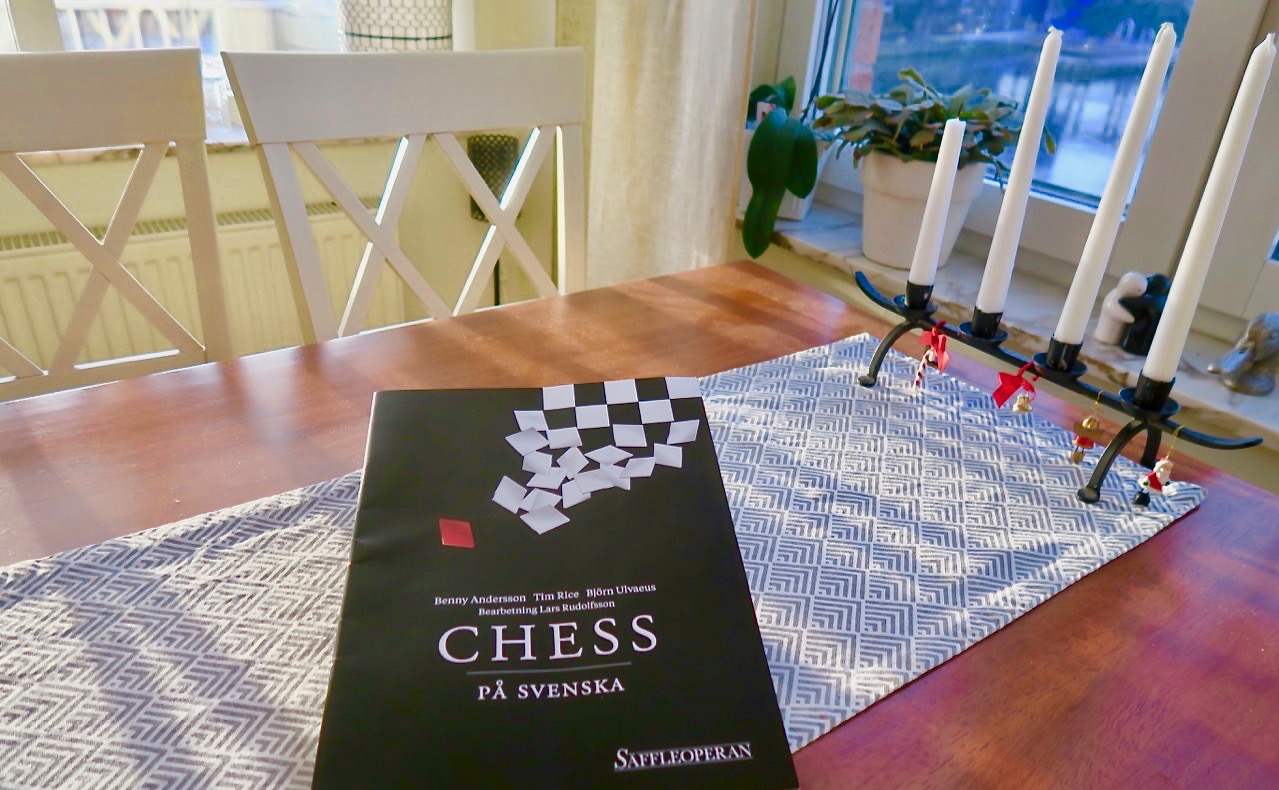 Chess på svenska - En fantastisk uppsättning av Säffleoperan