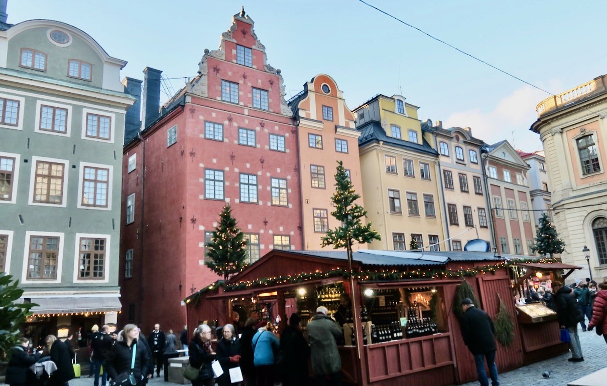 Stockholm. Stortorget i Gamla stan. Julmarknad. Och från Gamla stan gick vi sedan upp till Söder för att äta lunch. 