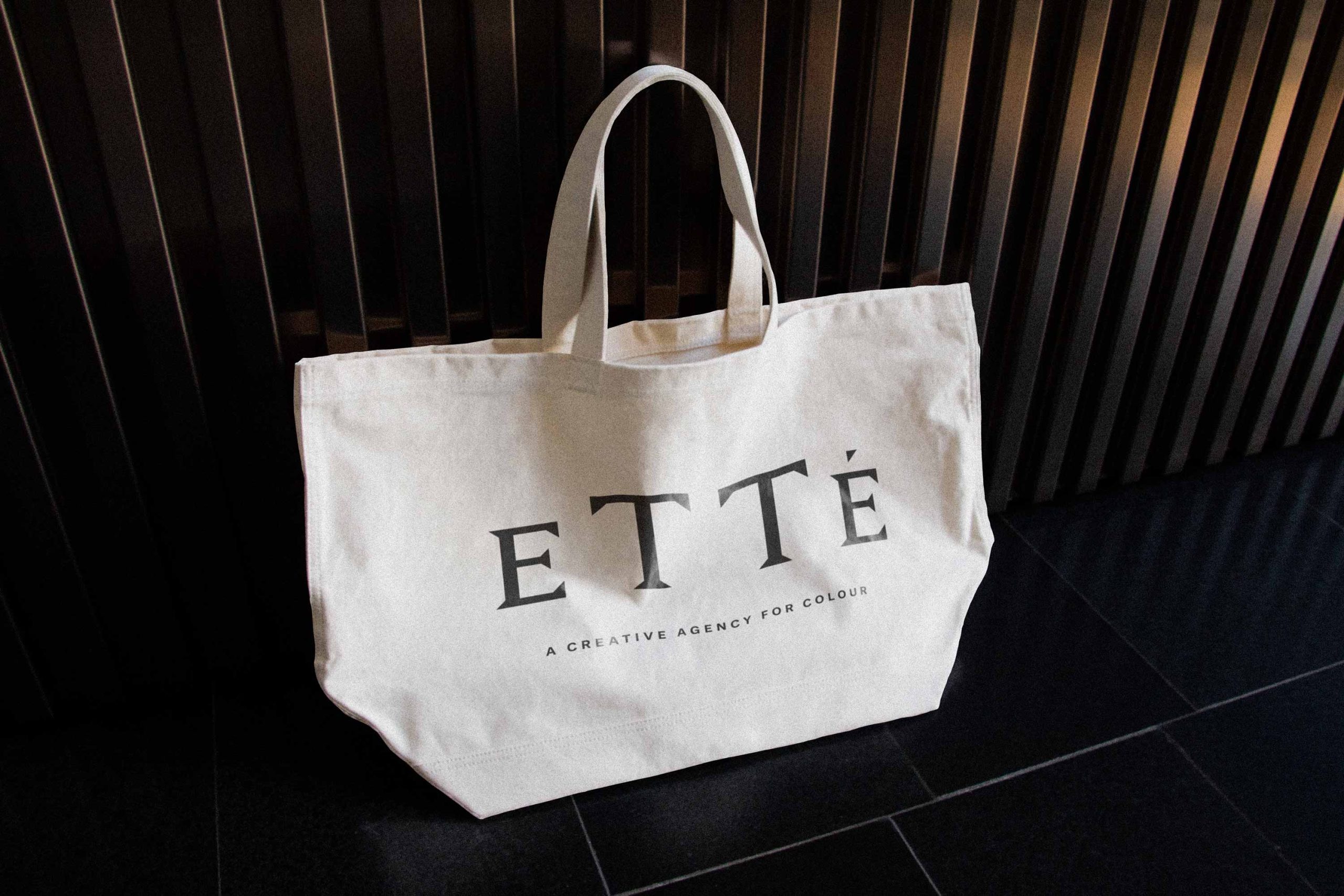 Tote bag design for Etté shown on a natural coloured fabric
