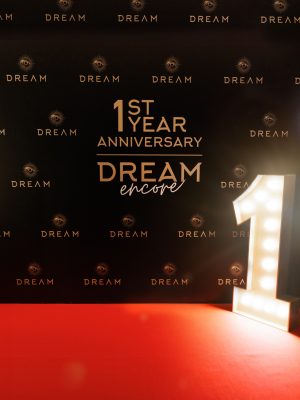 DREAM_Anniversary Wall