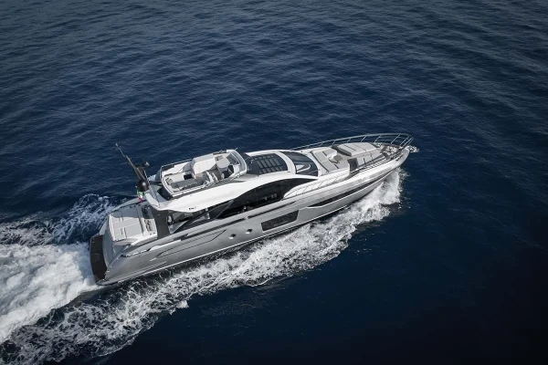 NEVER GIVE UP Luxury Charter Yacht Azimut S8 Amalfi Dreamyachts