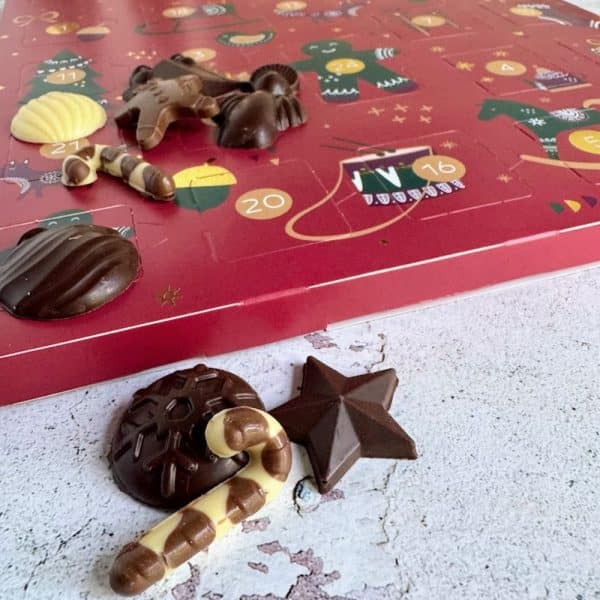 Adventskalender Toys- Mini Pralinen 120g