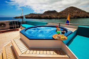 Jacuzzy tijdens Galapagos cruise