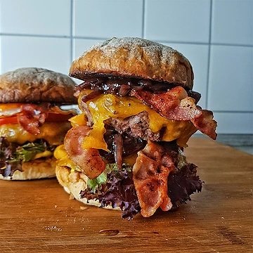 edles-fleisch-rezepte-paul-cooks-burger-double-cheese-bacon-portwein-schalotten