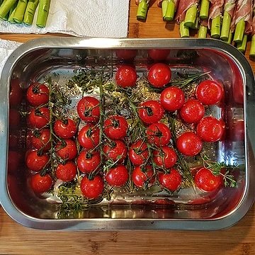 edles-fleisch-rezepte-paul-cooks-rinderfilet-aromatisierte-tomaten-zubereitung