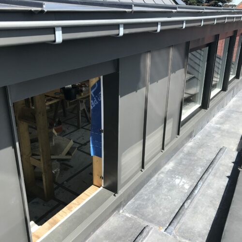 Pigmento grey zinc roof