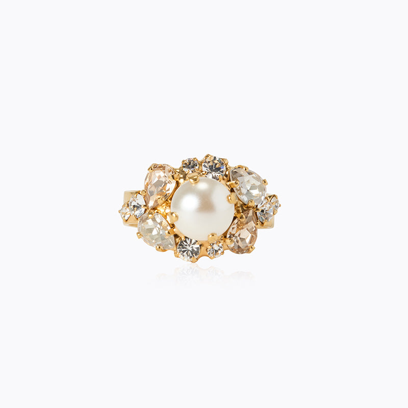Caroline Svedbom - Molly Ring (Gold / Pearl Crystal)