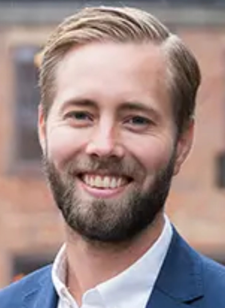 Adam Sandgren_731x1000_hq