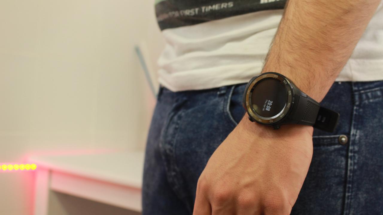 Huawei Watch 2 en muñeca