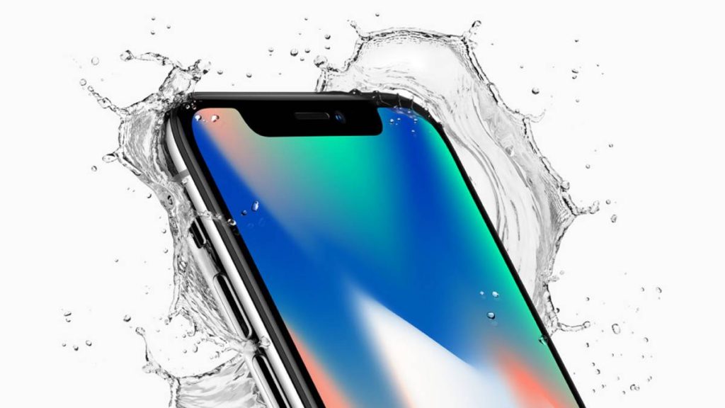 Samsung gana más dinero con el iPhone X: iPhone X en agua