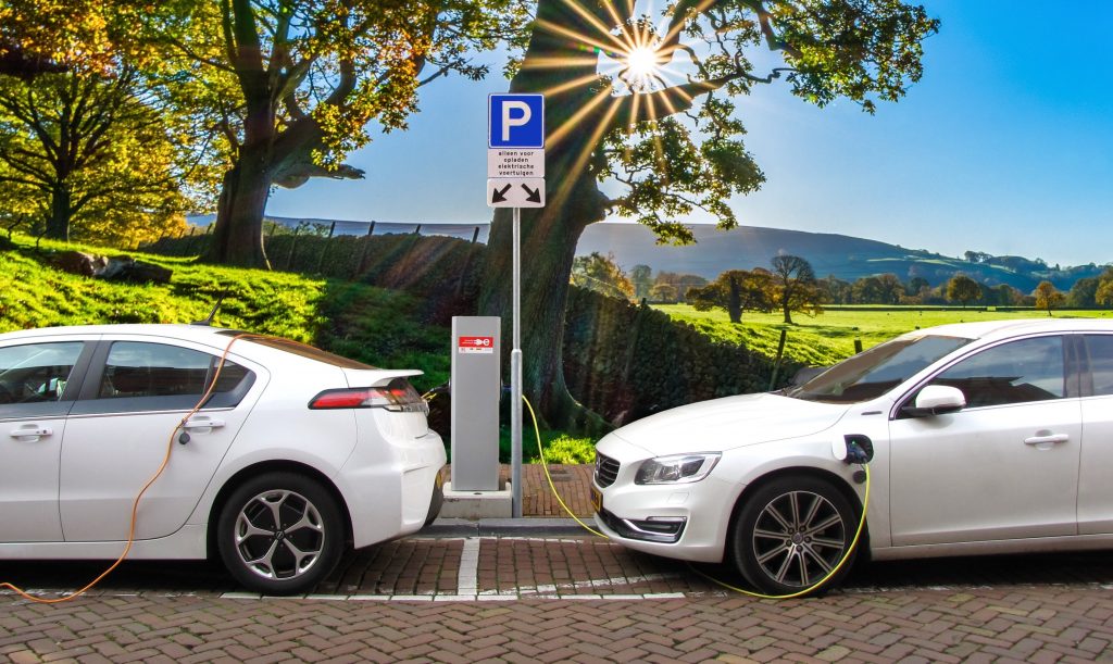 Elektro- und Hybridfahrzeuge sind wichtig für ein erfolgreichen Energiekonzept.