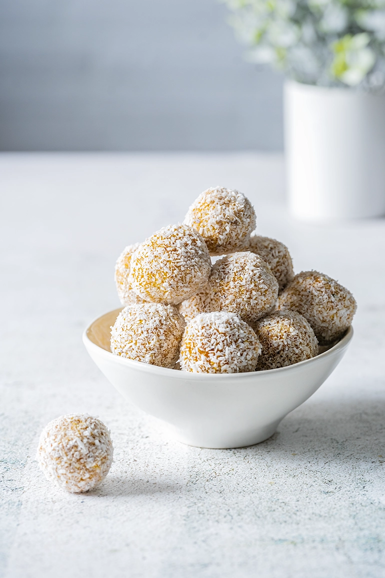 Carrot-Cake-Balls