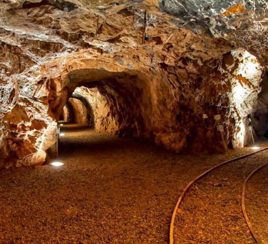 Albanian Ministry of Energy paves way for 14 mining permits, Posted Scan TV,  13th June 2017