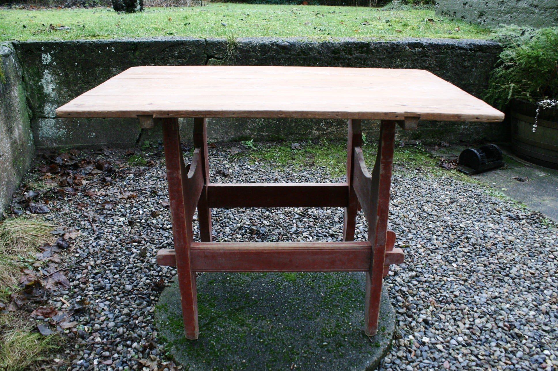 antikt lille bord Esrum Antik