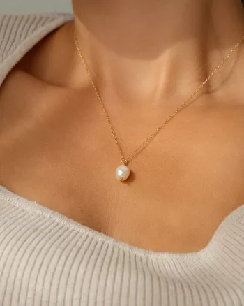 Milla – Guld perle halskæde
