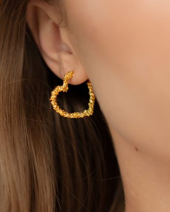 Elora – Guld hjerteøreringe
