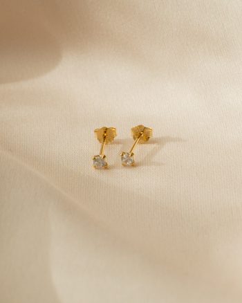 Ciara 2 mm – Guld ørestikker