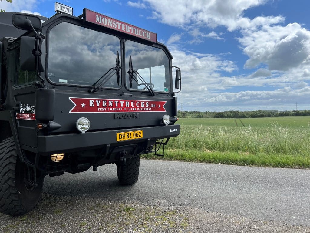 EventTrucks studentervogn Monstertruck Studenterkørsel Tradition