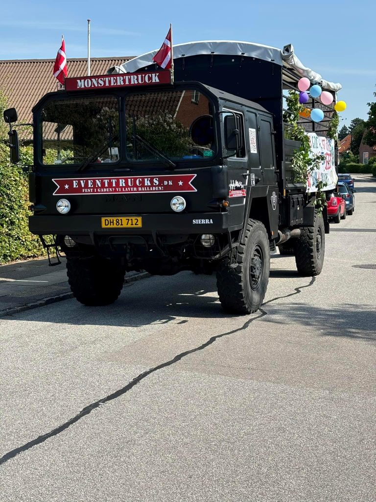 Eventtrucks studentervogn studenterkørsel Monstertrucks