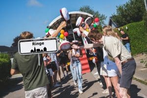 studenterkørsel ringe på fyn med danmarks sikreste studentervogne fra eventtrucks