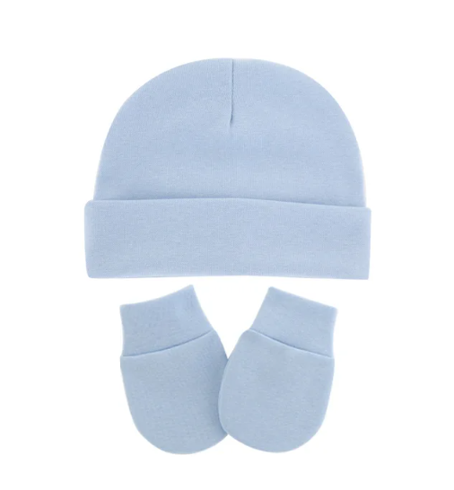 Bonnet et gant bleu ciel pour nouveau né à personnaliser