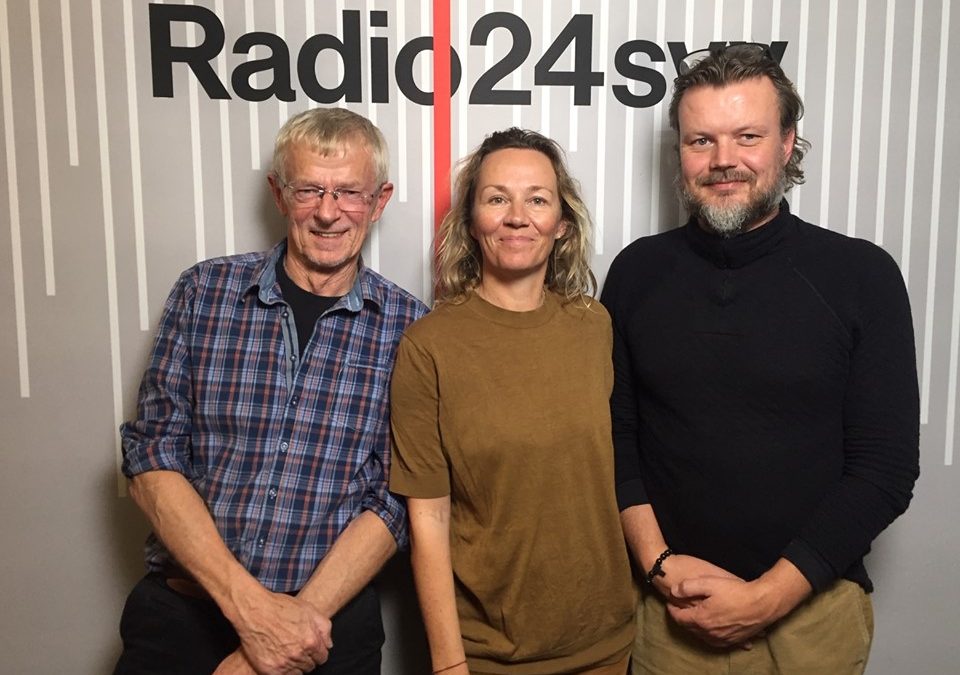 Hør Niels Peter Rygaard fortælle om tilknytning i radioprogrammet “Forældreintra” på radio24syv