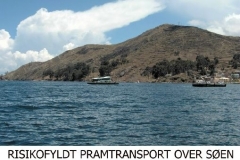 Bustransport tværs over Titicacasøen