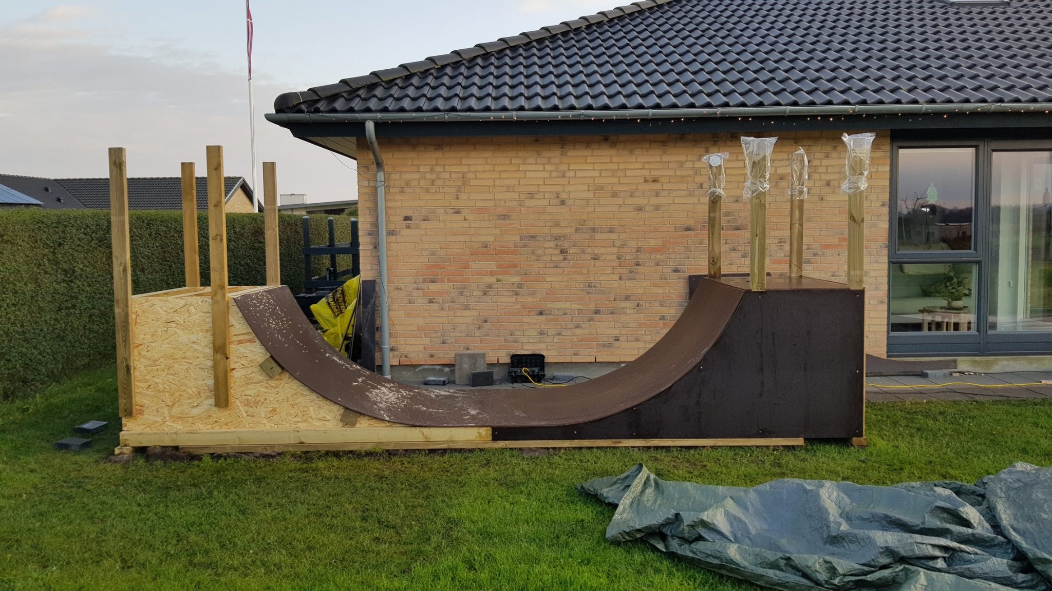 Byg en skaterrampe (U-rampe) - komplet vejledning trin for trin