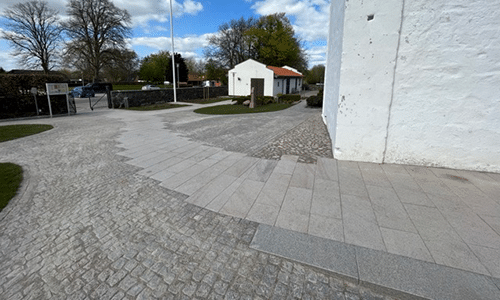 Belægning kirkegård