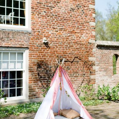 tipi tent speelplek kids kinderen bruiloft huren