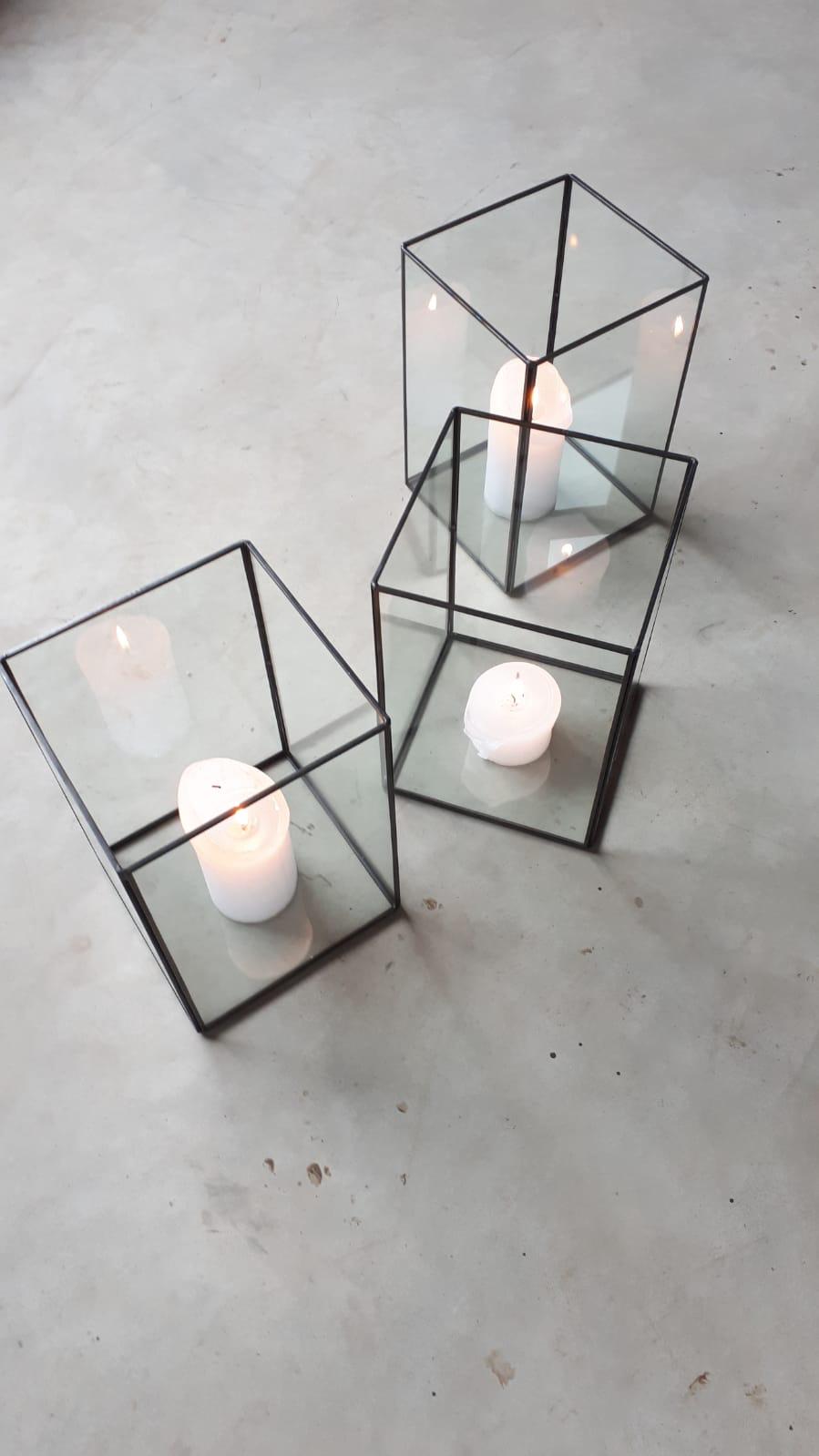 zonlicht Maak plaats pleegouders Huur │ Set van 10 kubus windlichten zwart/glas - Feline Styling
