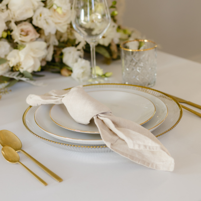 servet beige linnen bruiloft decoratie